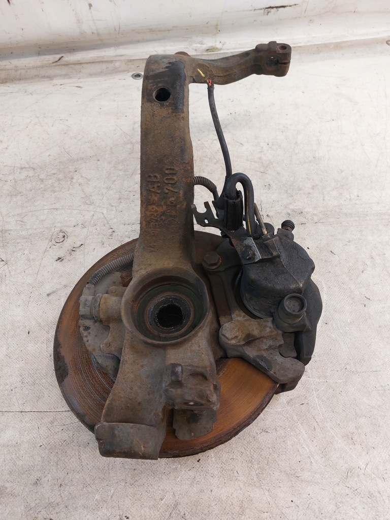 фото №7, Поворотний кулак права передня audi a6 c5 2.5tdi