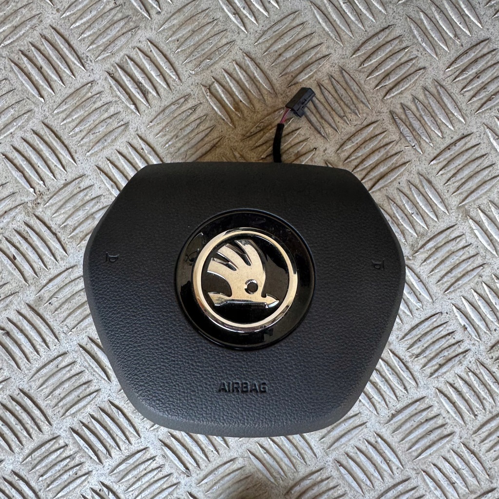 фото №7, Приборная панель комплектная подушка безопасности консоль ремни приборная панель skoda kamiq 2021 rok