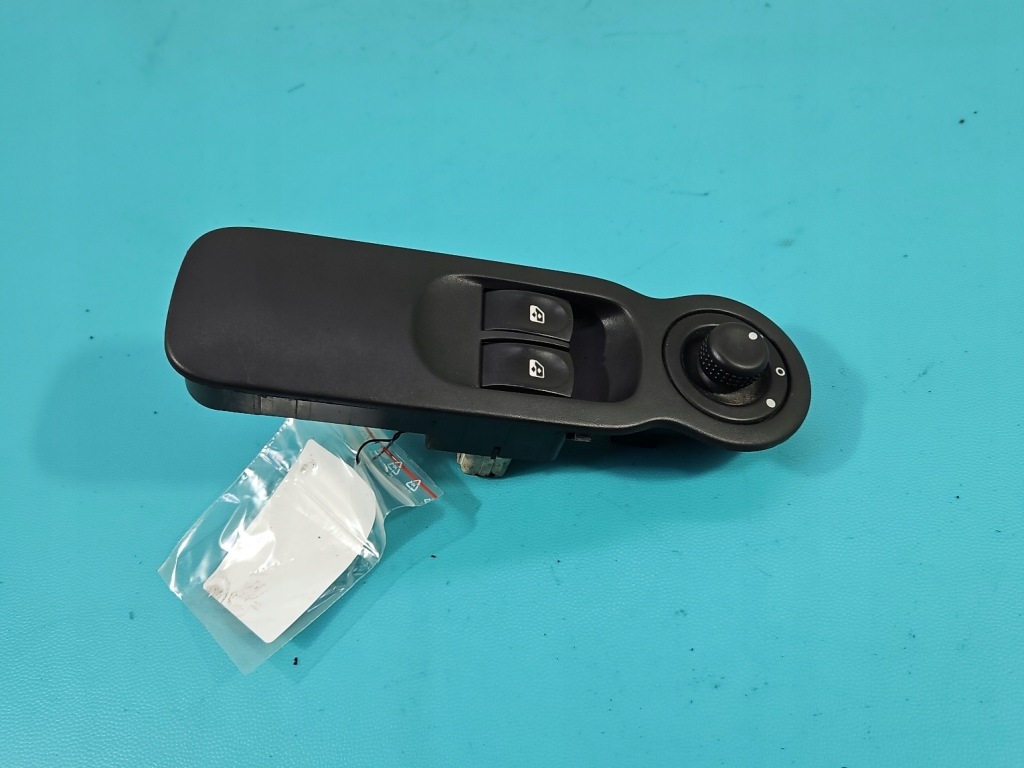 фото №2, Перемикач вікон renault modus 8200277630a eu