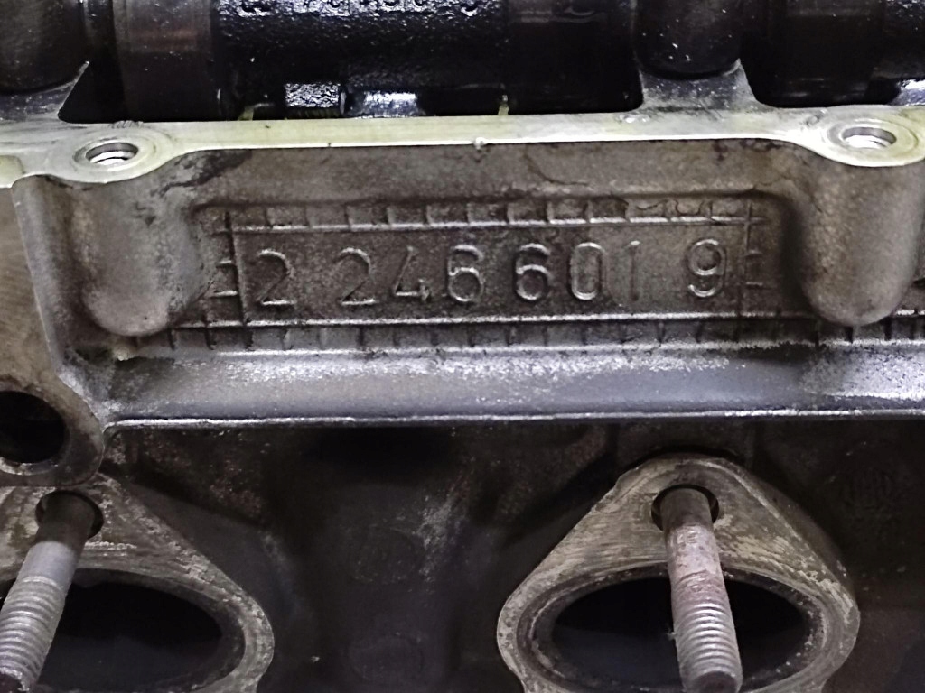 Bmw e46 2.0 d головка двигателя 22466019 Оригинал
