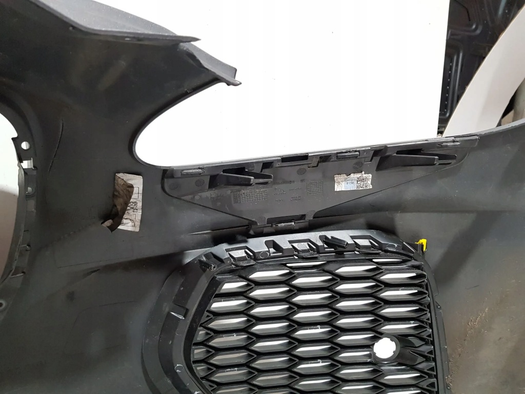 фото №12, Jaguar e-pace r-dynamic бампер j9c3-17f003-c