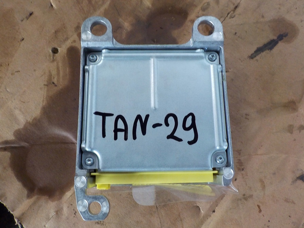 фото №2, Toyota avensis t25 модуль датчик подушка безпеки 8917005122