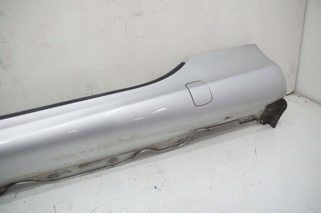 фото №3, Mercedes-benz оригинальный номер a2306980154 молдинг порог