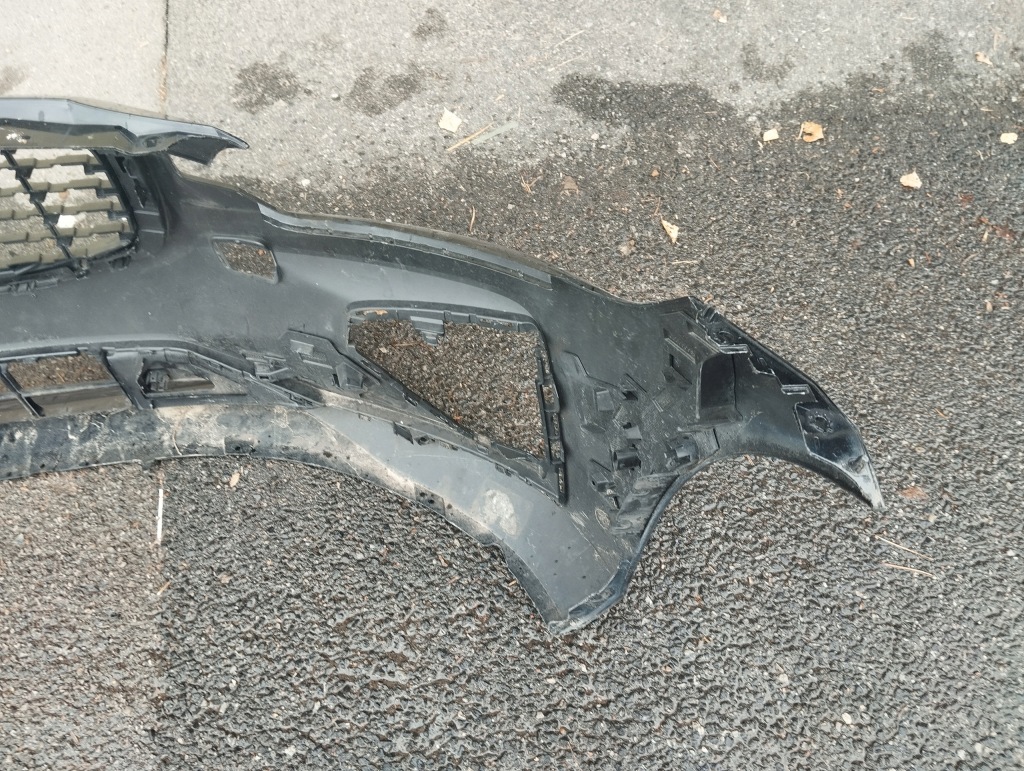 Volvo s60 v60 18- бампер перед передний r-design решётка средняя решётка с Разборки