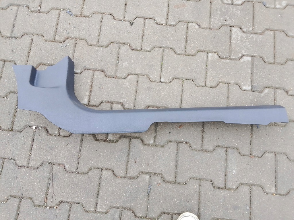 Купить Opel astra h 3 gtc 2009 молдинг накладка порог правая 13113977