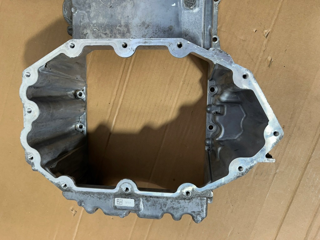 Піддон масляна, піддон оливи, mercedes a6560140600 Зі Шроту