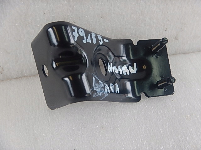 фото №1, Nissan qashqai левый направляющая кронштейн бампера задняя