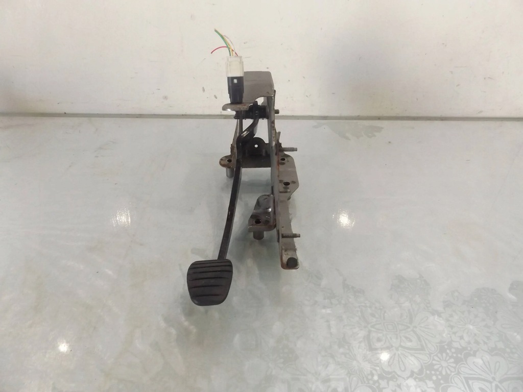 фото №1, Modus педаль гальма