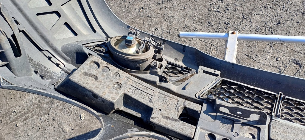 фото №15, Mercedes w211 lift 368 бампер перед противотуманные фары ксенон