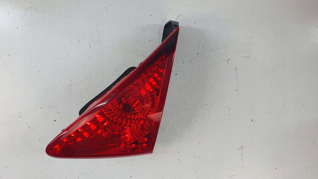 фото №6, Peugeot 3008 i 1 лампа задняя правый задняя