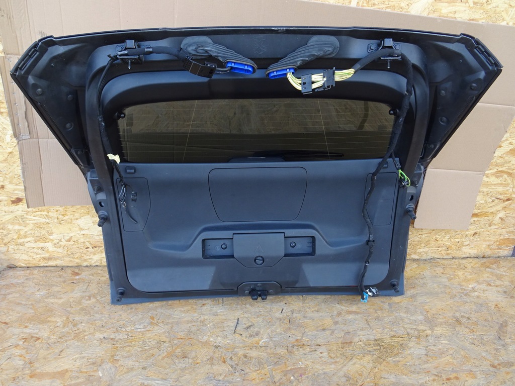 фото №4, Peugeot 3008 ii крышка багажника задняя 2017r камера