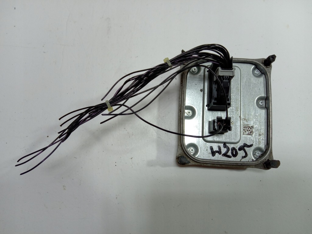 фото №1, Mercedes-benz c klasa w205 перетворювач модуль лампи led a2229000015