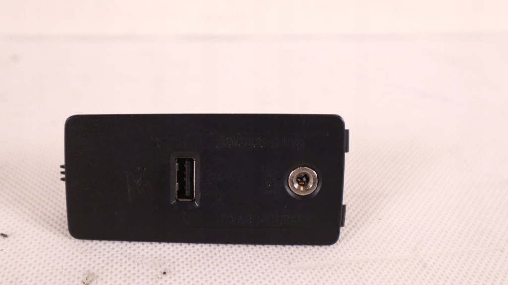 фото №1, Volvo xc90 ii панель usb aux 31389705