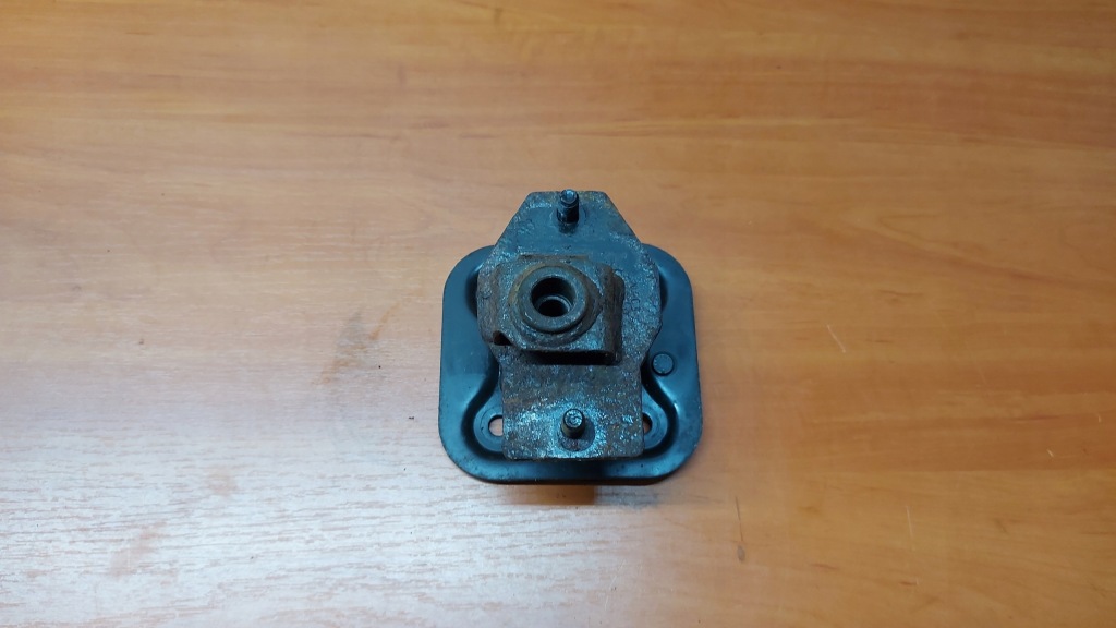 Купить Абсорбер зона деформации правый задний  bmw 5 e61 04-