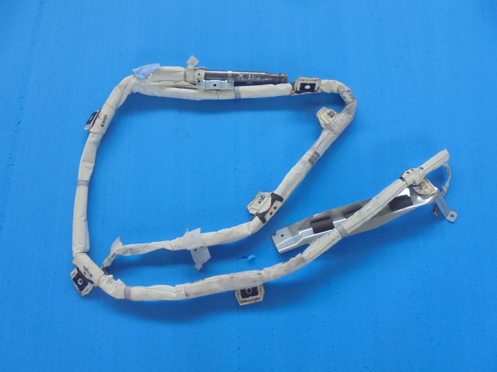 фото №1, Mercedes gl gls x166 шторка безопасности правая