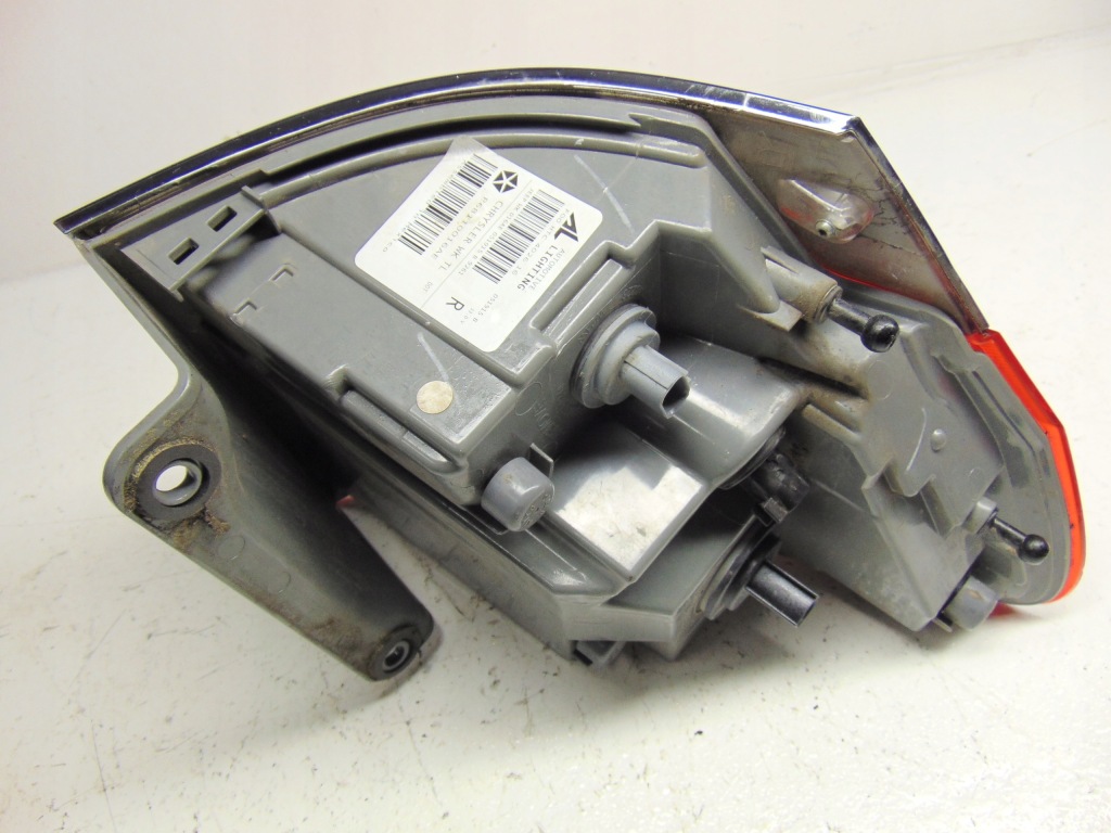 фото №7, Лампа правая задняя задняя jeep grand cherokee iv wk2 europa