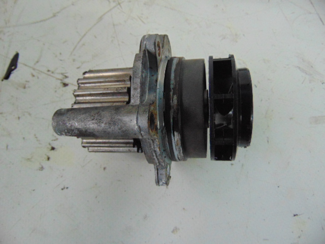 фото №1, Насос wody audi a4 b7 2.0tdi 140km 06r