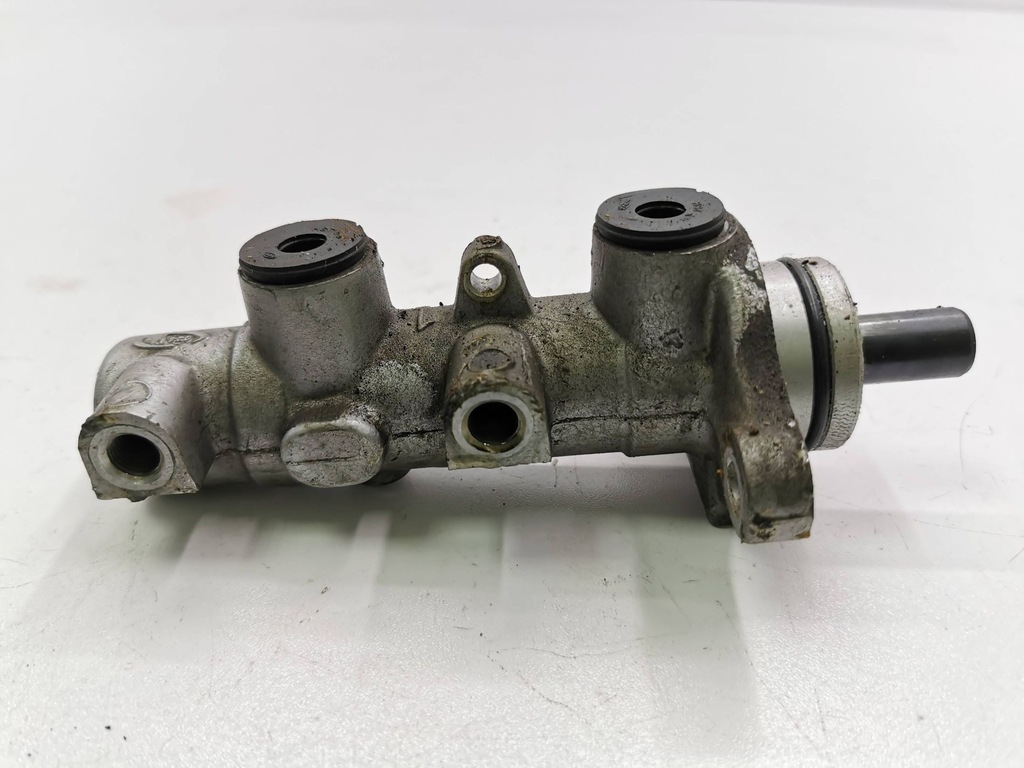 фото №6, Kia carens i 2006 головний циліндр гальма