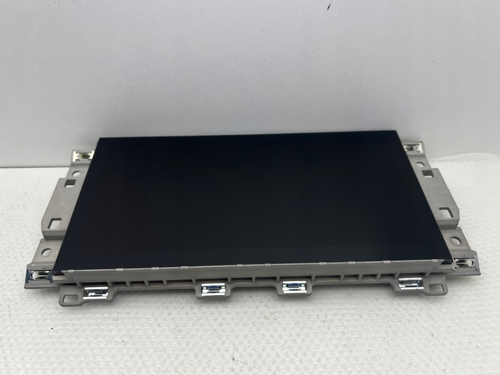 фото №1, Audi a3 8y дисплей lcd mmi 8y0919620a