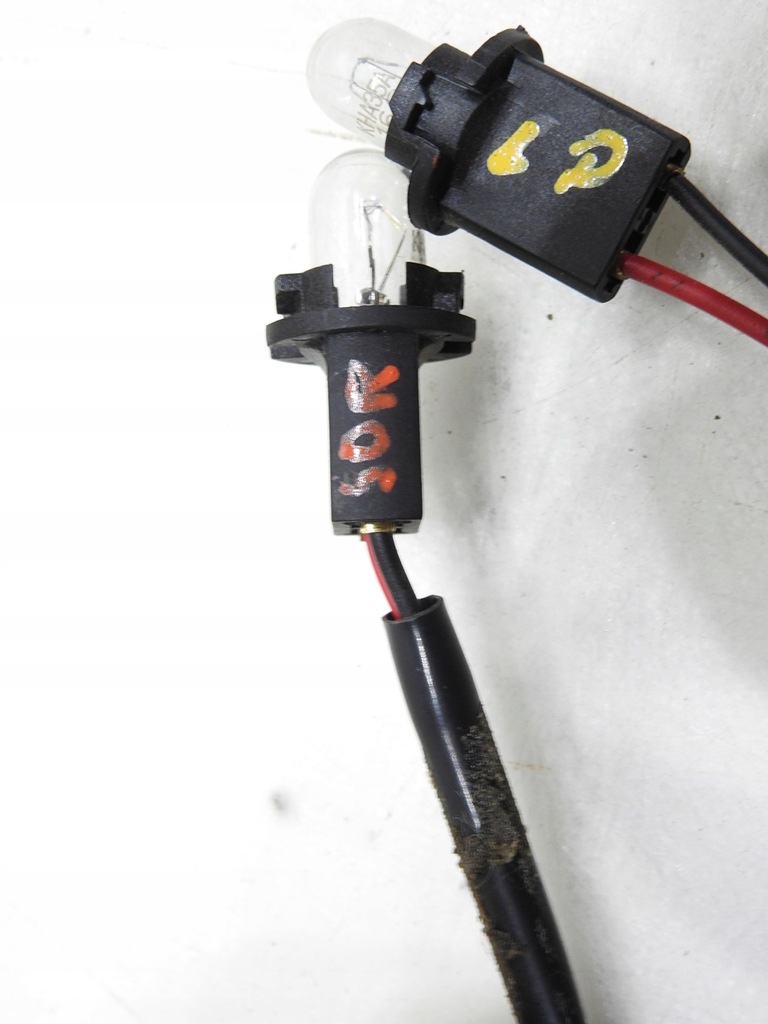 фото №7, Лампа обшивка дверь kia sorento i