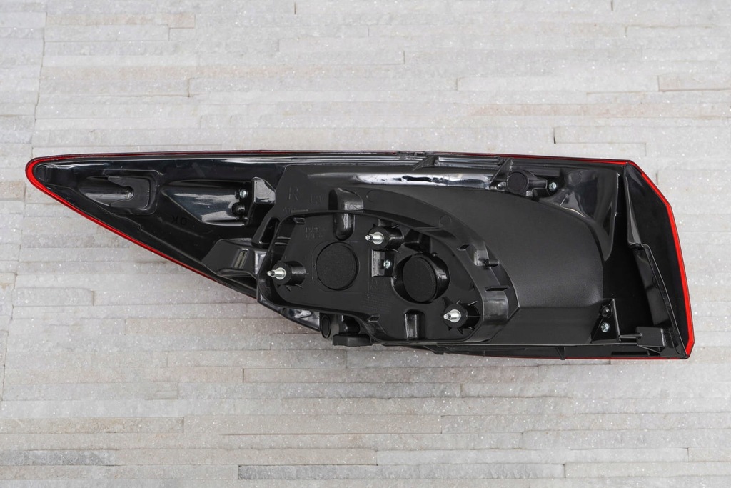 фото №11, Mazda 3 bm 2014-16 hb лампа задняя правая b45c51150c