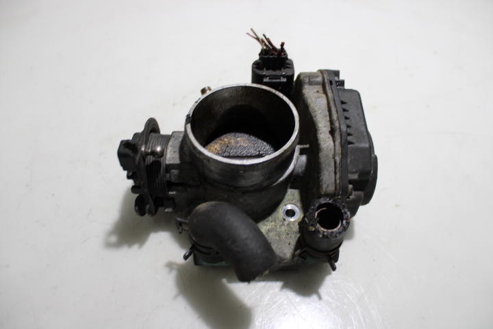 фото №1, Дросельна заслінка audi a4 b5 1.8