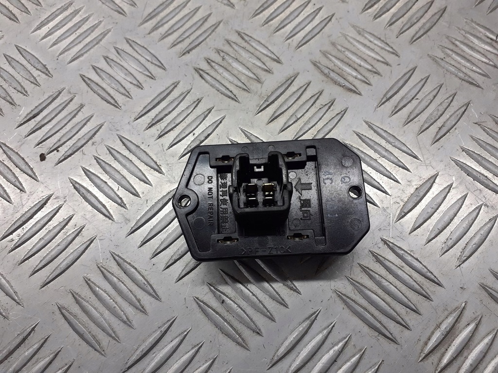 фото №1, Резистор резистор вентилятор toyota yaris i