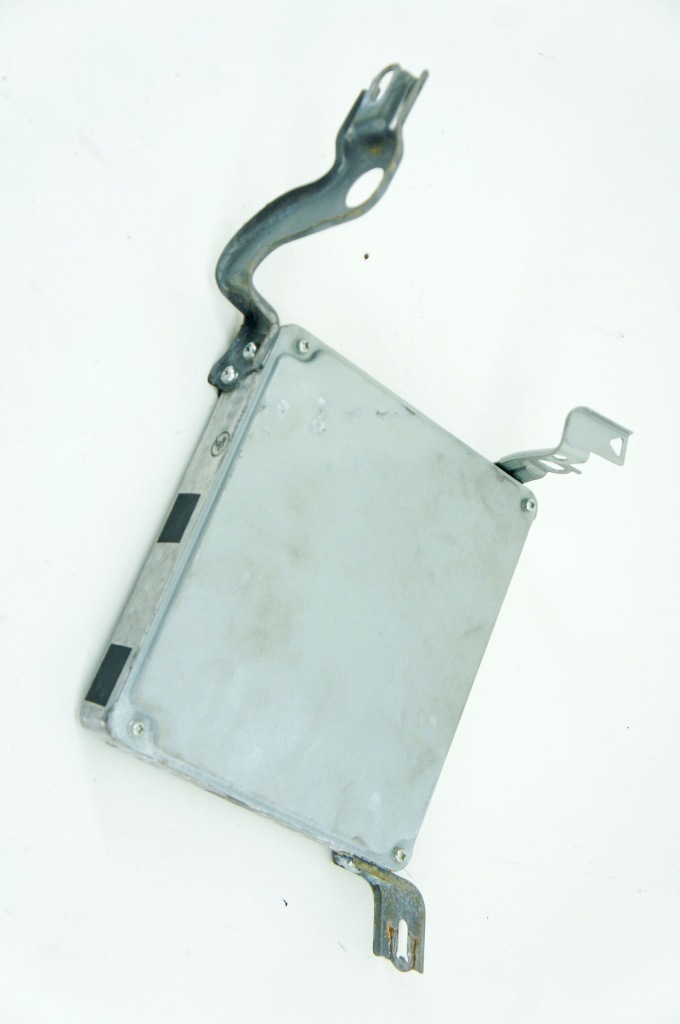 Jb281 lexus rx ii модуль бортовий комп'ютер 89981-48050 Оригінал