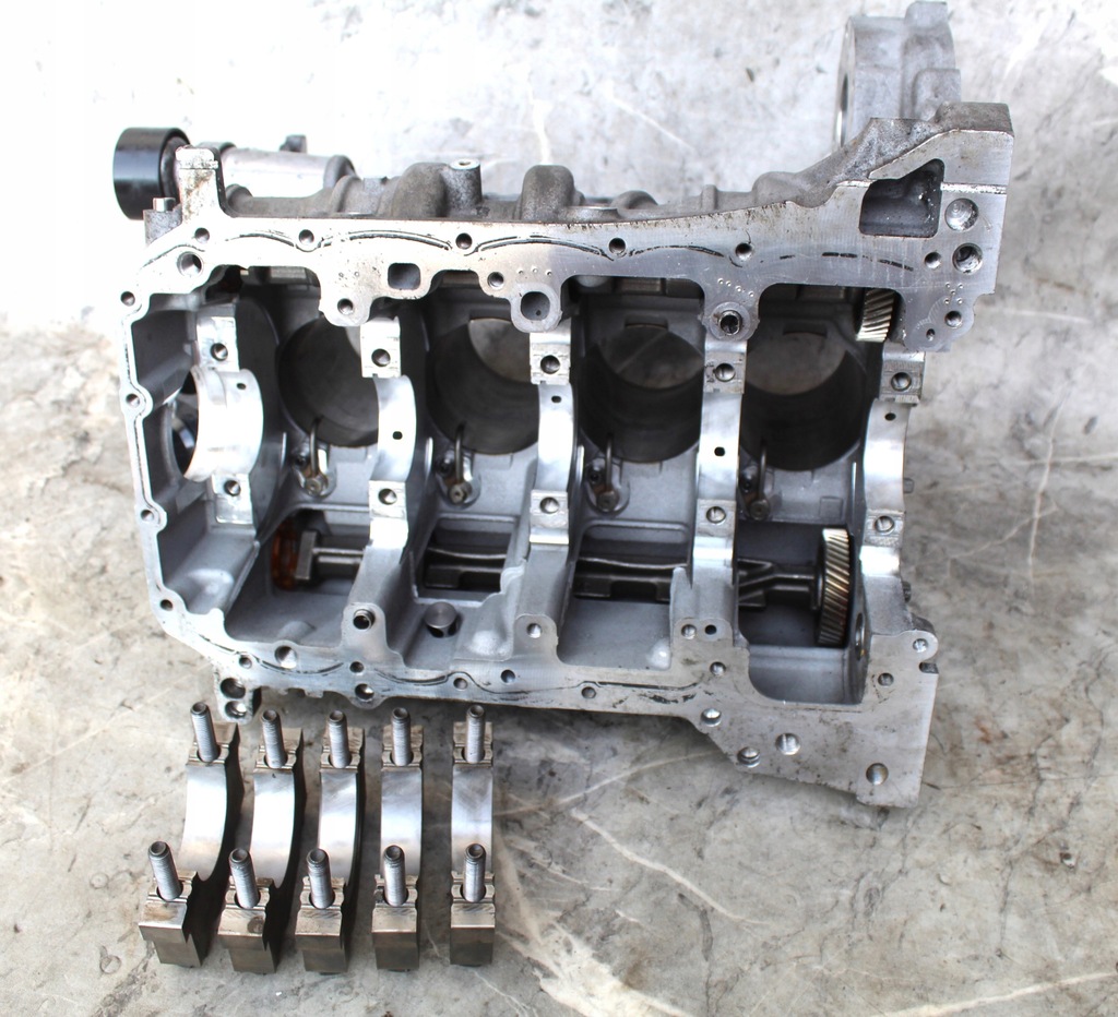 фото №11, Блок двигуна bmw e90 e91 e81 e87 e60 2.0d n47d20a