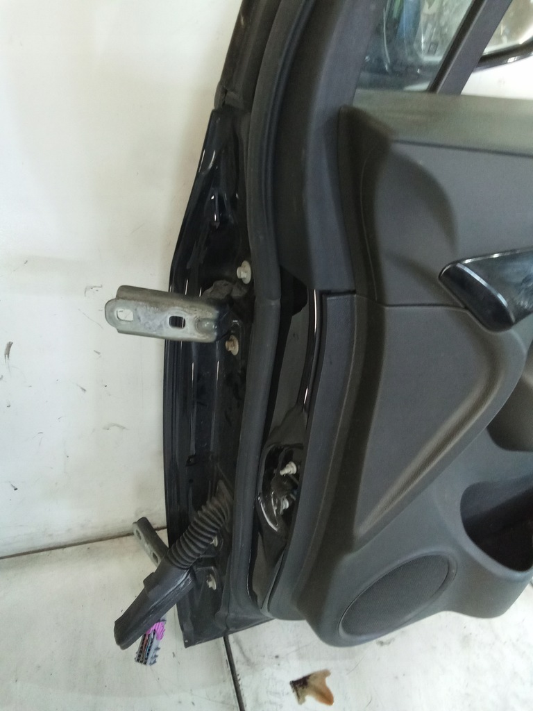 фото №13, J177 дверь правый перед chevrolet orlando gar
