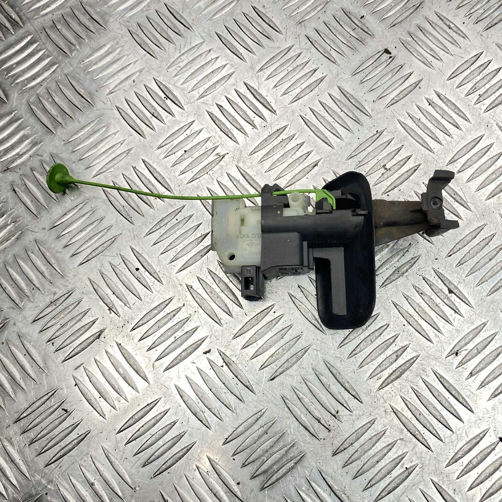 фото №1, Моторчик замок кришка пального volvo v40 xc40