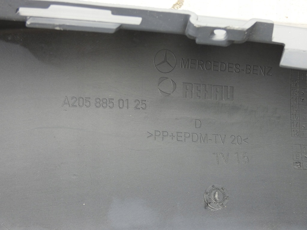 фото №12, Бампер mercedes c-klasa w205 przed lif avantgarde