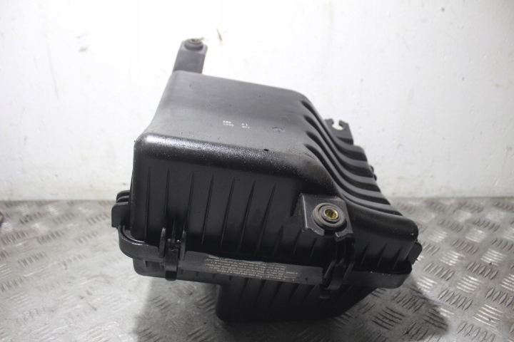 фото №1, Kia оригинальный номер 28110-3e200 корпус фильтра воздуха