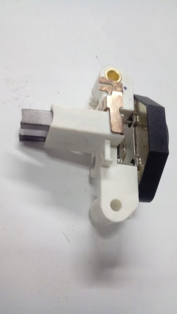 фото №13, Регулятор напруги генератора