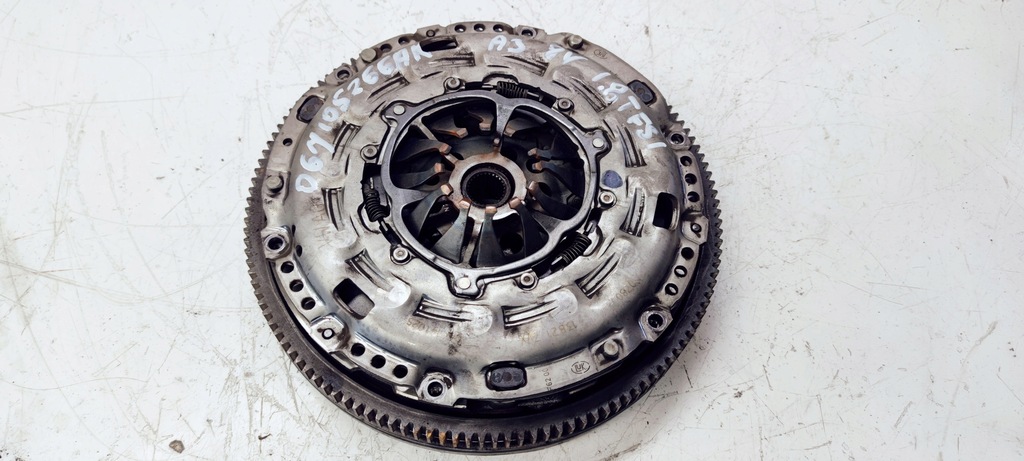 фото №7, Сцепление колесо двухмассовый маховик audi a3 8v 1.8 06j105266ak