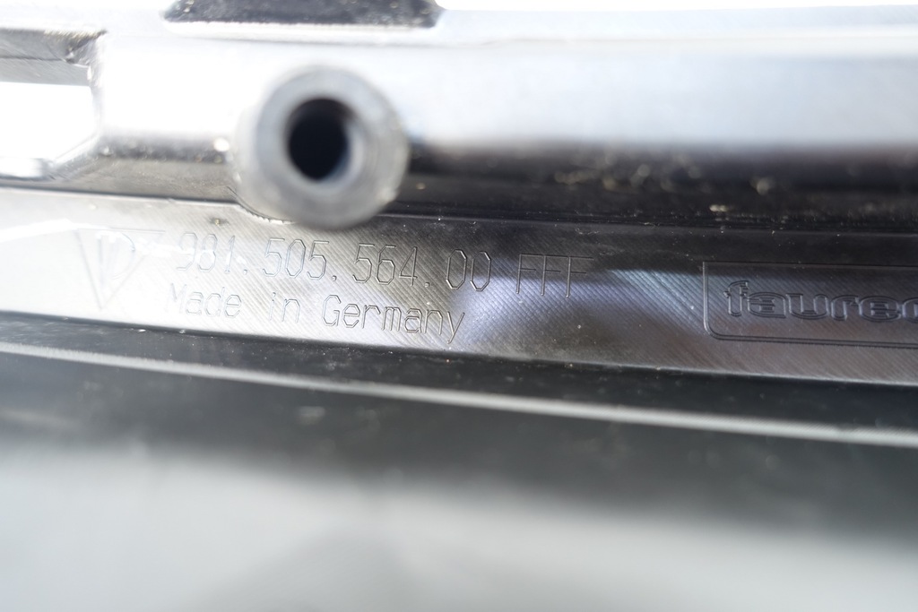 фото №10, Решітка бампера права перед porsche boxster 981