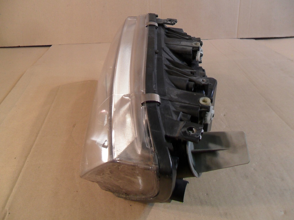 фото №7, Skoda fabia i лампа левая