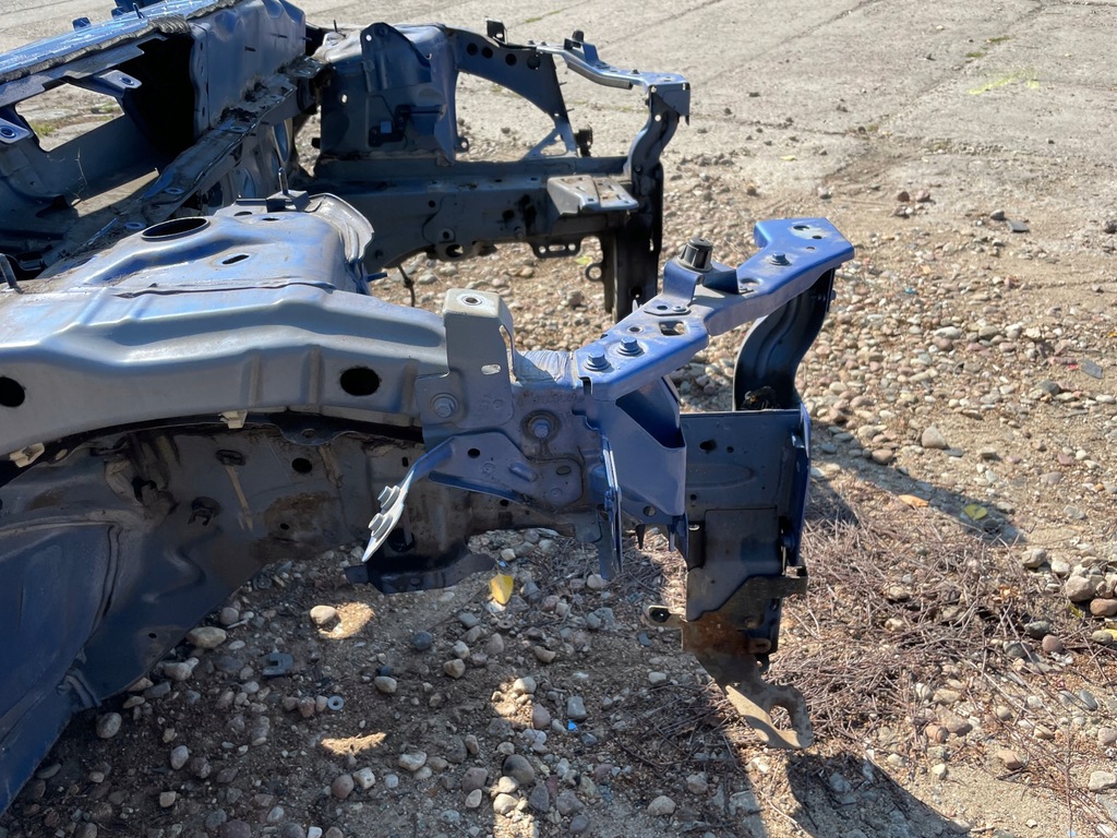 фото №1, Лонжерон підкрилок megane iii coupe