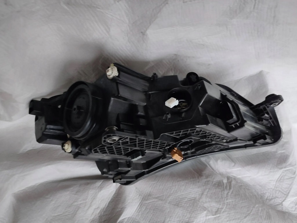 Фара фара перед левый skoda superb b8 3v 2015 3 ксенон led Оригинал