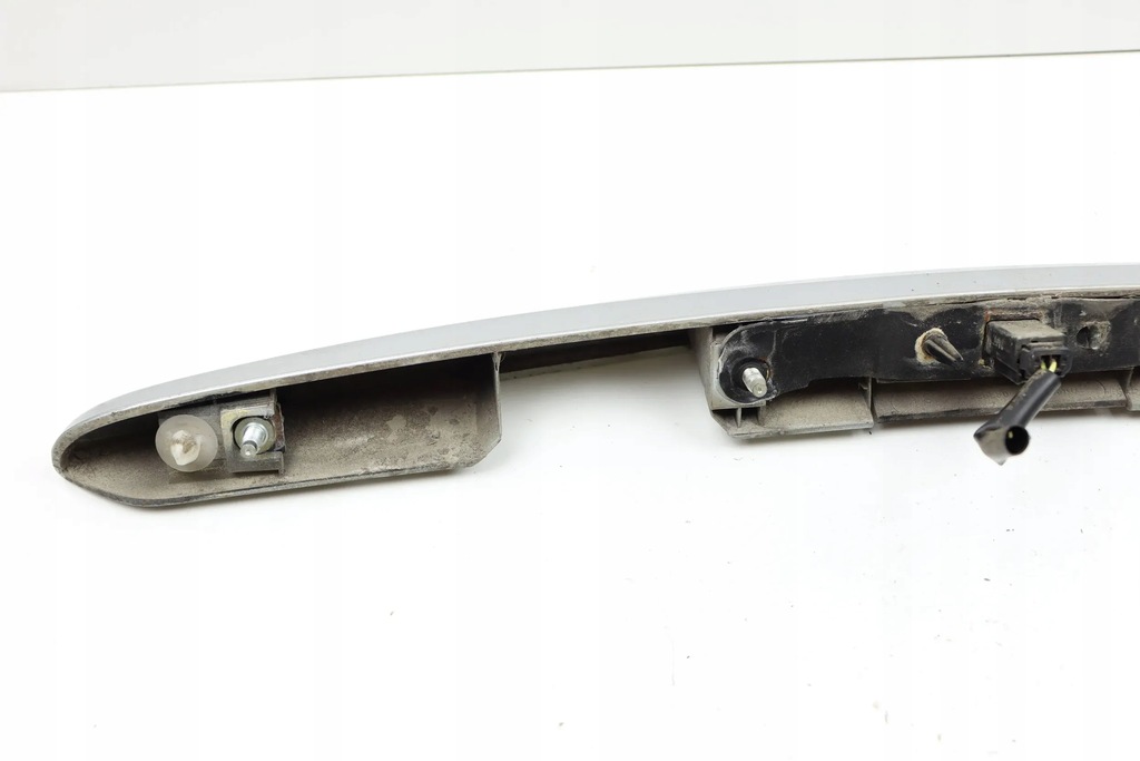 фото №6, Citroen c3 i накладка микровыключатель крышки задняя задний серебристая ezrc 9638861177