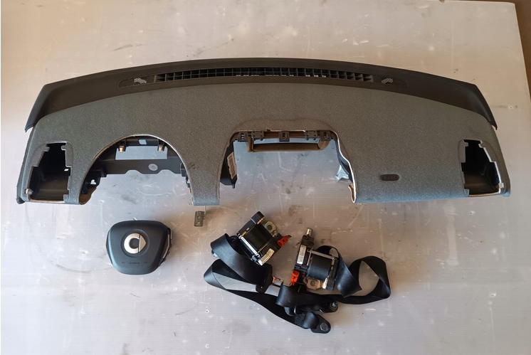 фото №1, Smart fortwo ii 451 приборная панель консоль ремни подушки безопасности