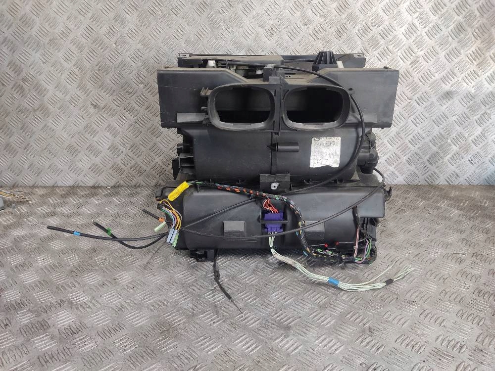 фото №7, Корпус отопителя renualt premium