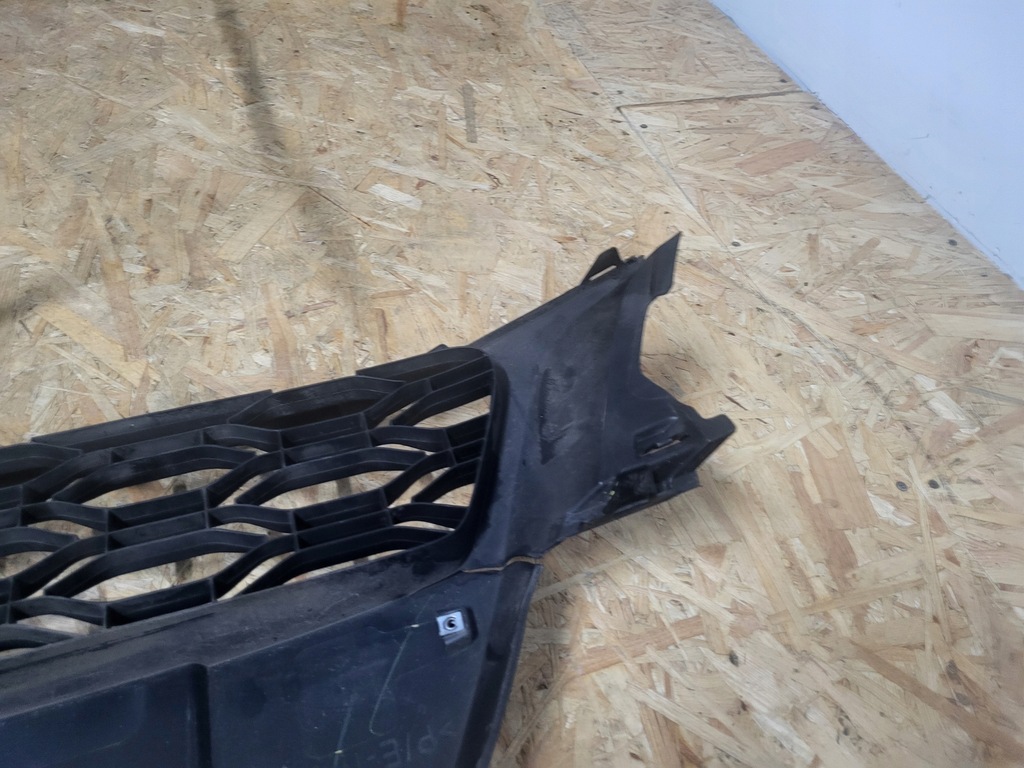 фото №11, Dacia sandero ii 2 lift stepway решітка бампера передній перед