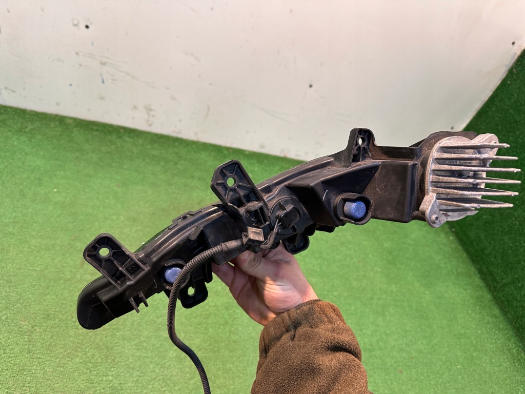 фото №8, Peugeot 2008 ii led drl противотуманная фара левый 9824241380