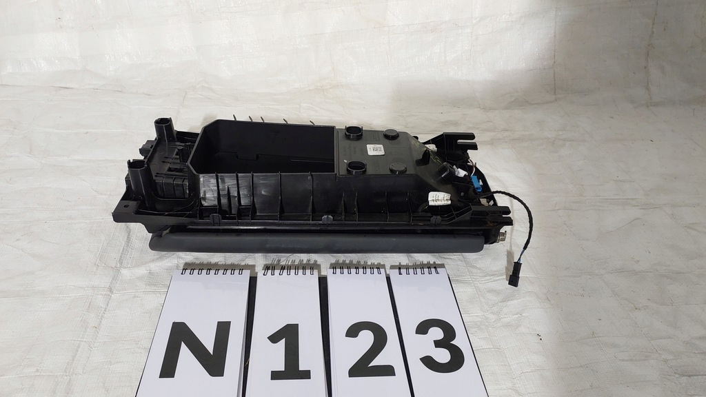 фото №13, Bmw ix i20 подлокотник туннель бардачок