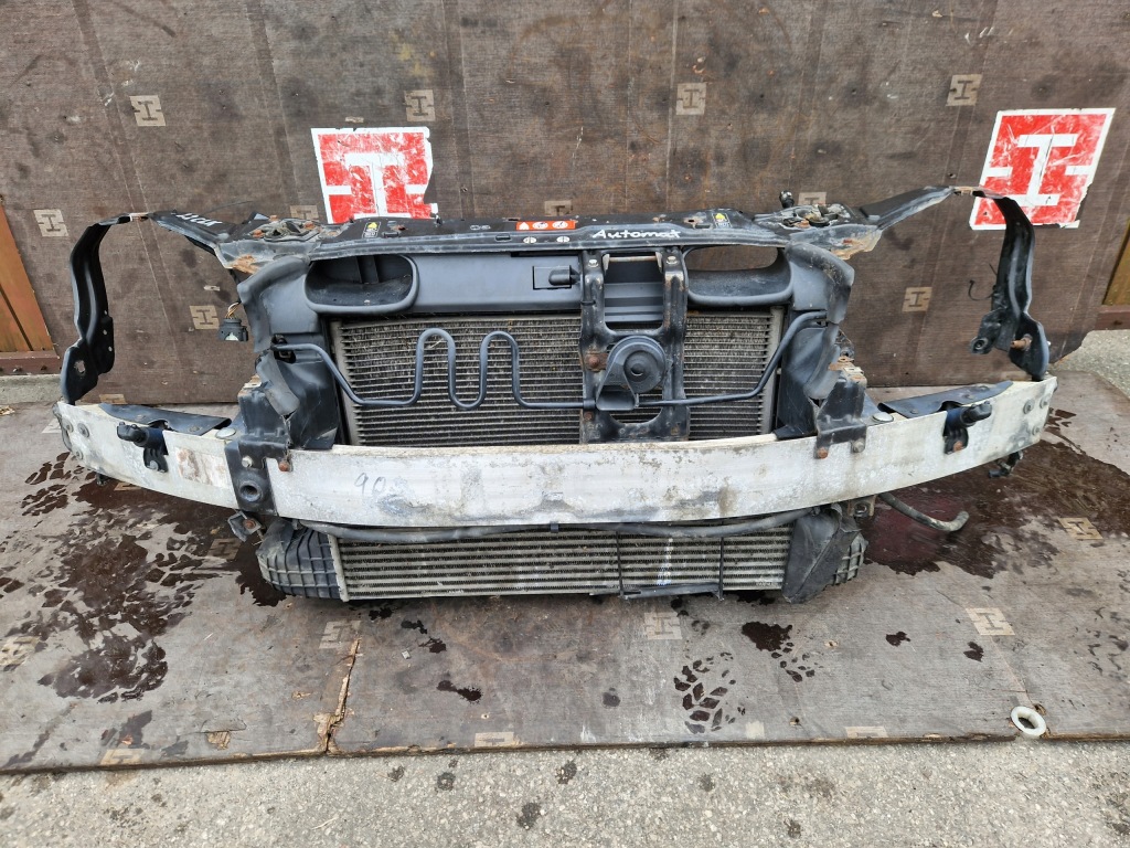 фото №1, Mercedes clk c209 w209 02-09 2,2 cdi автоматическая коробка передач pas передний радиатор