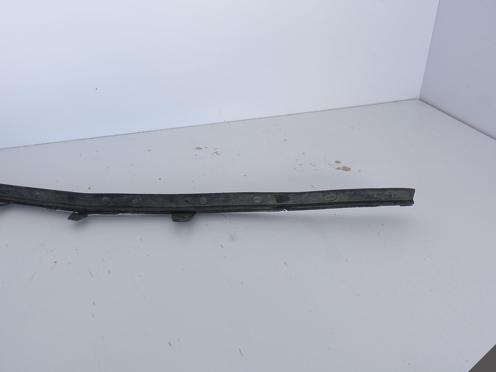 фото №6, Honda civic x 10 type r 17- резиновый элемент спойлер молдинг