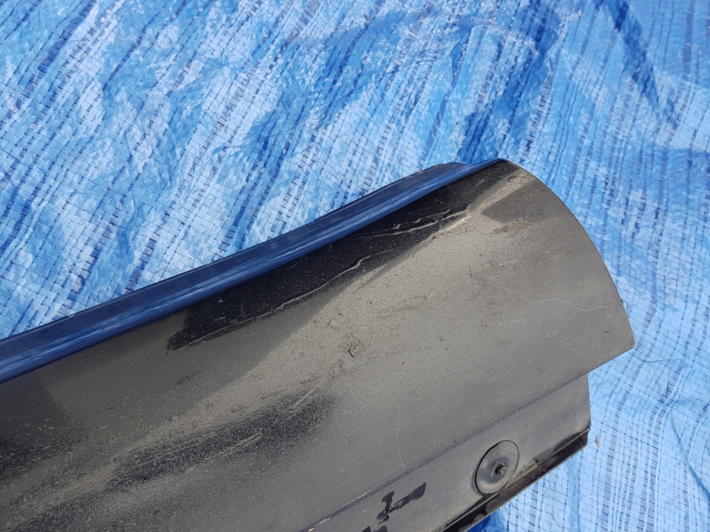 Купити Молдинг поріг права mercedes cls 55 w219 amg 5.5 c197 197