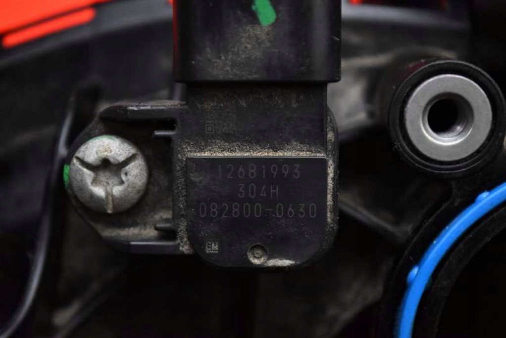 Купити Колектор впускний  le2 12639640 opel astra 5 v k 1.4 t 125 km 15-20