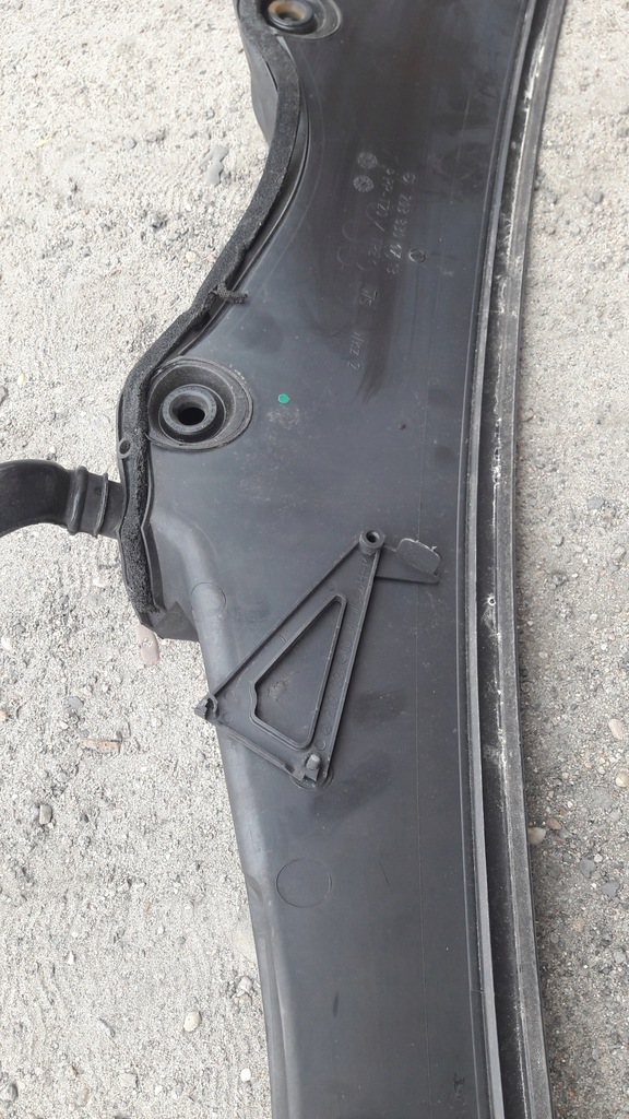 фото №9, Mercedes w203 жабо пластик защита стекло europa 2038301713